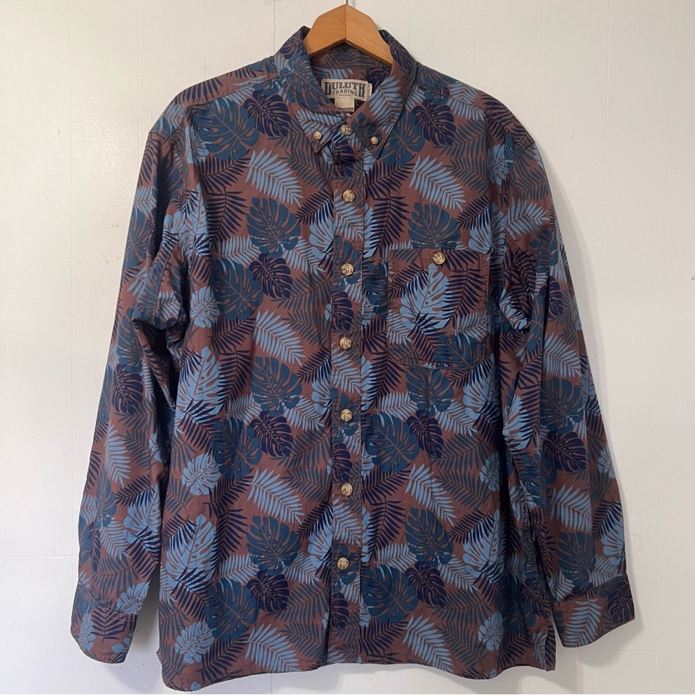 Duluth Trading Co Button Down Tropical Palm Leaf Print Casual Shirt Size L